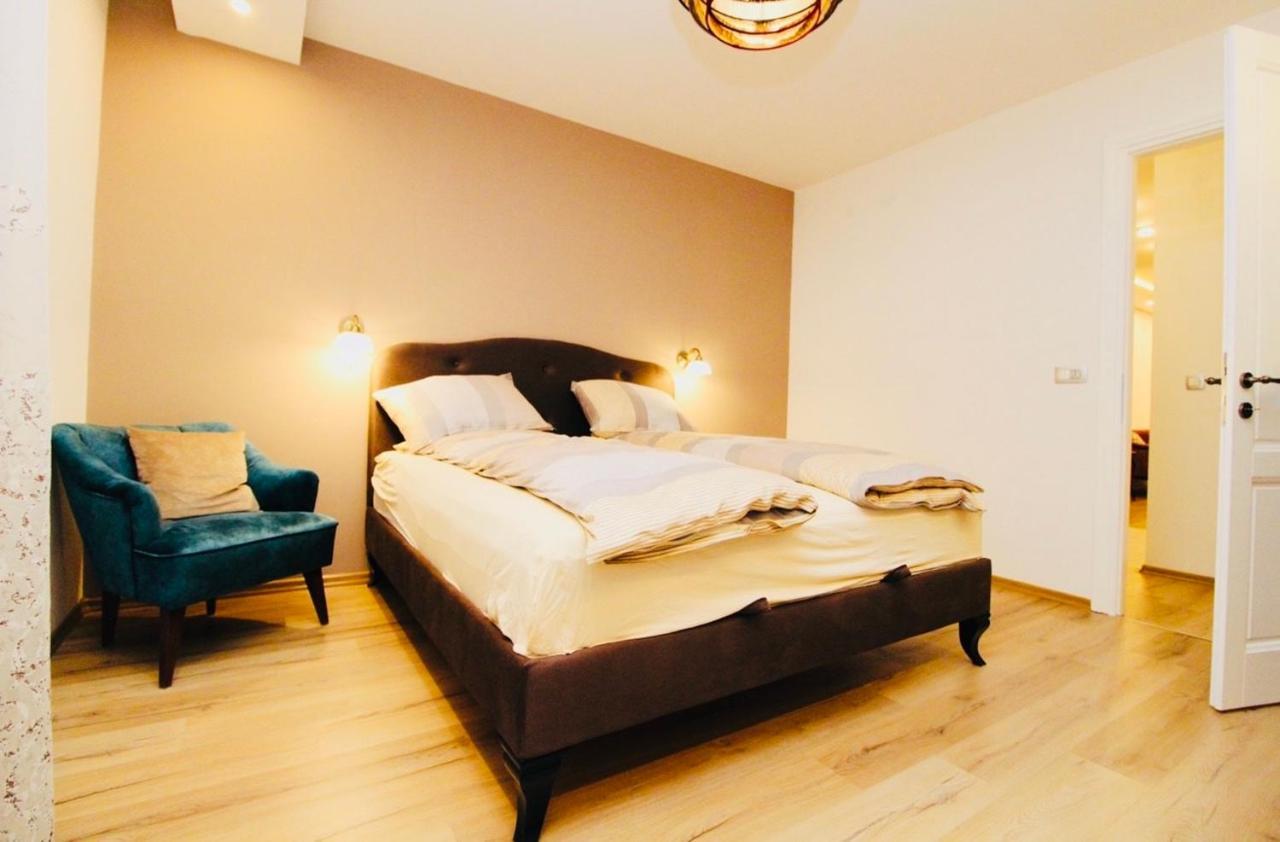 Apartman Centar Sa Sigurnim Parkingom SJJ Exterior foto