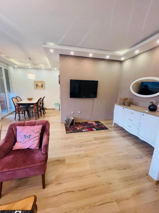 Apartman Centar Sa Sigurnim Parkingom SJJ Exterior foto