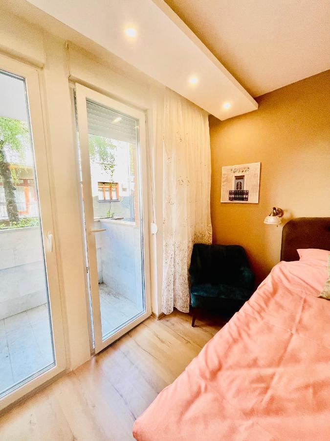 Apartman Centar Sa Sigurnim Parkingom SJJ Exterior foto